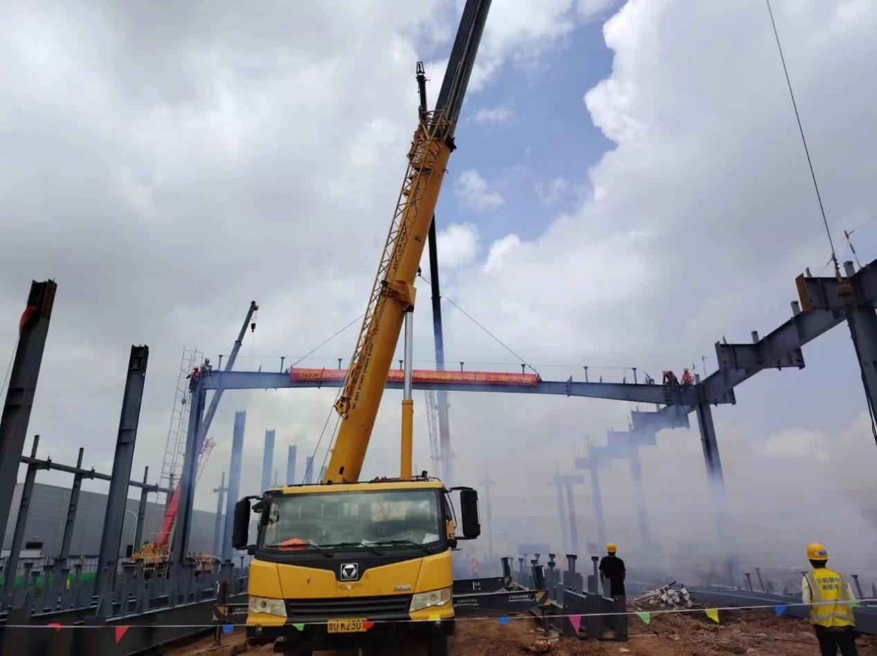 Chery KD Parts Production Workshop Construction Project on the Beam, Eihe realisierte Chery Automobile Qingdao Base Construction Project gewann das Angebot „Drei aufeinanderfolgende Titel“.