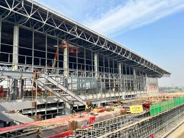 Vorgefertigter Bahnhof mit leichter Stahlkonstruktion